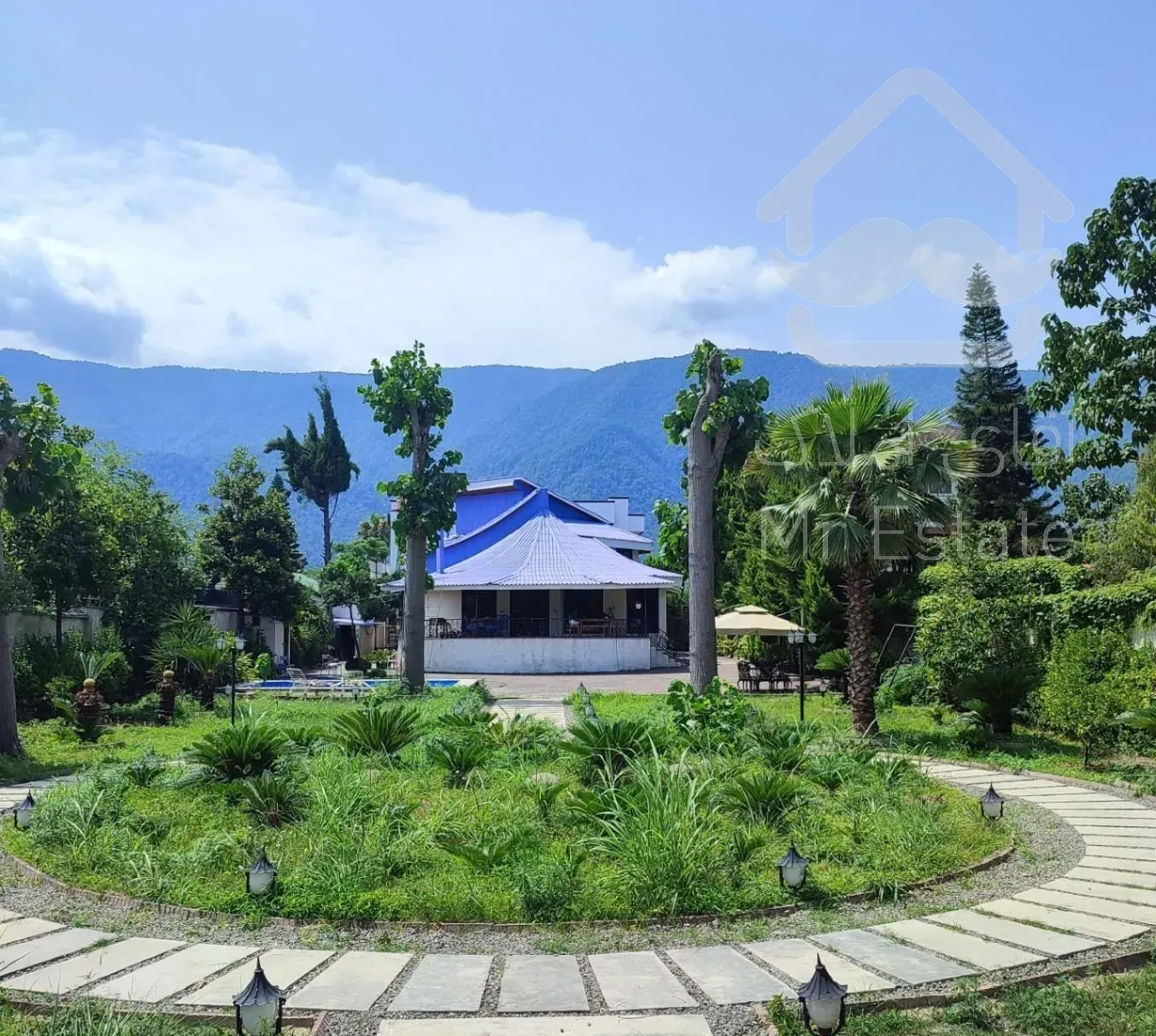 پلاک اول دریا باغ ویلا 2135 متری شهرکی نوشهر