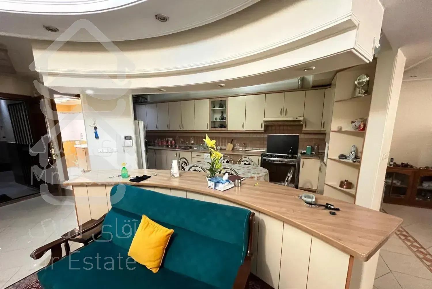 آ‌پارتمان ۱۸۰ متر شیخ بهایی شمالی