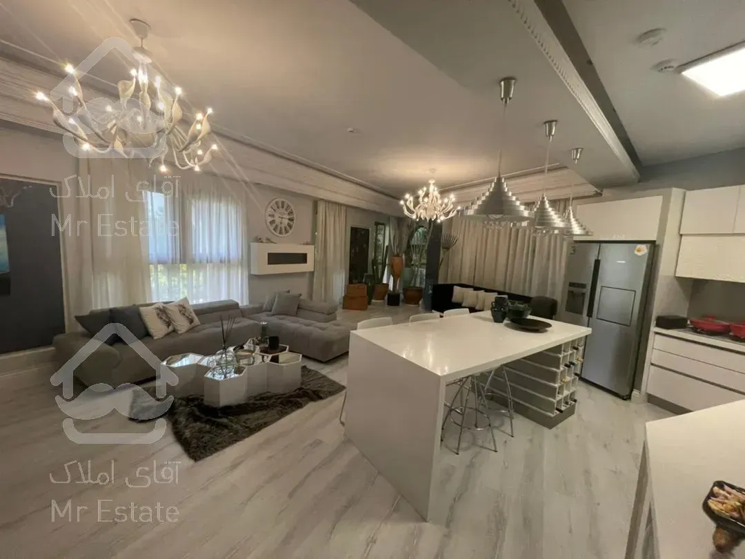 آپارتمان ۱۳۶متری فرمانیه غربی