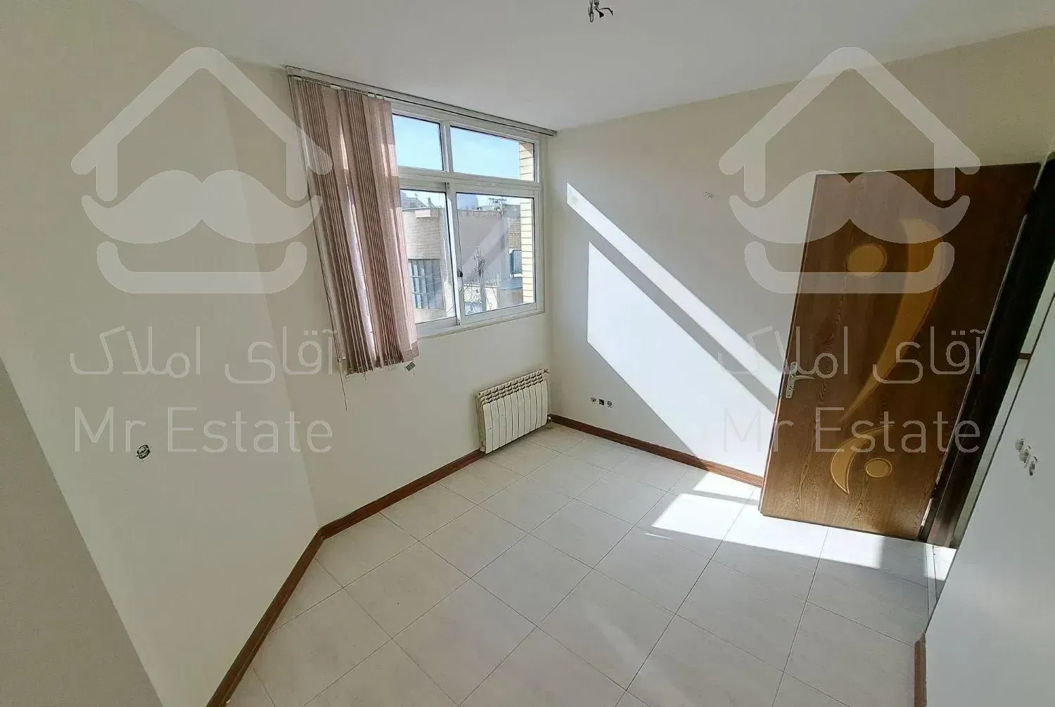 آپارتمان ۱۴۰ متر ۳ خوابه آذر شمالی