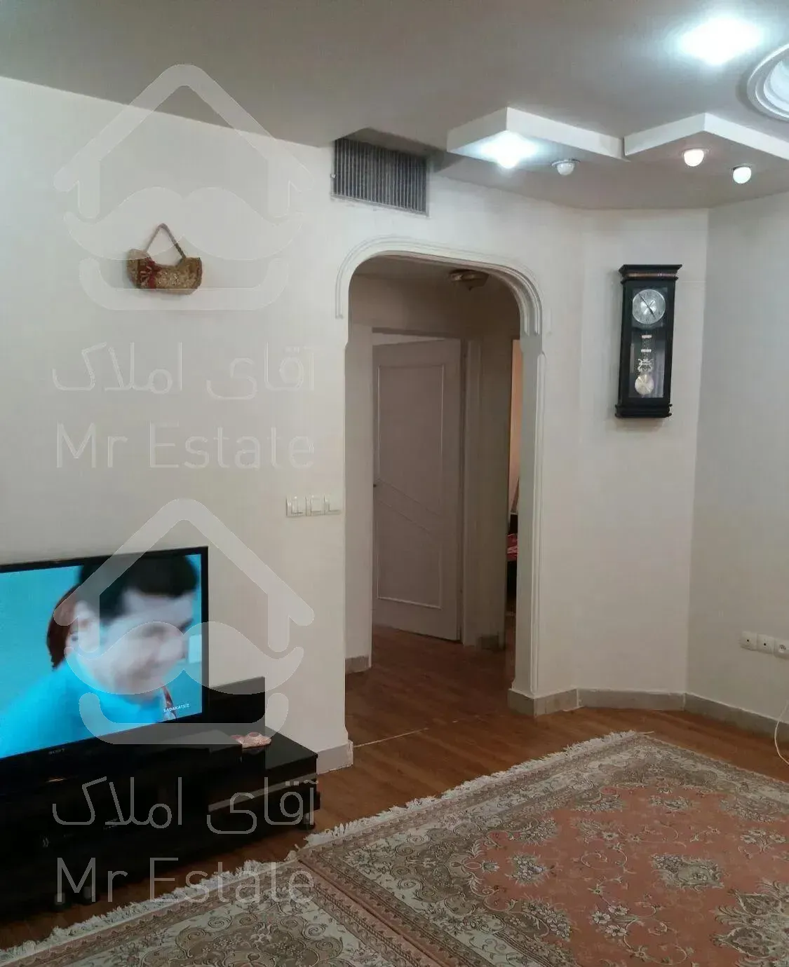 ۱۰۴ متری سه خوابه/ خوش نقشه/اکباتان-بیمه