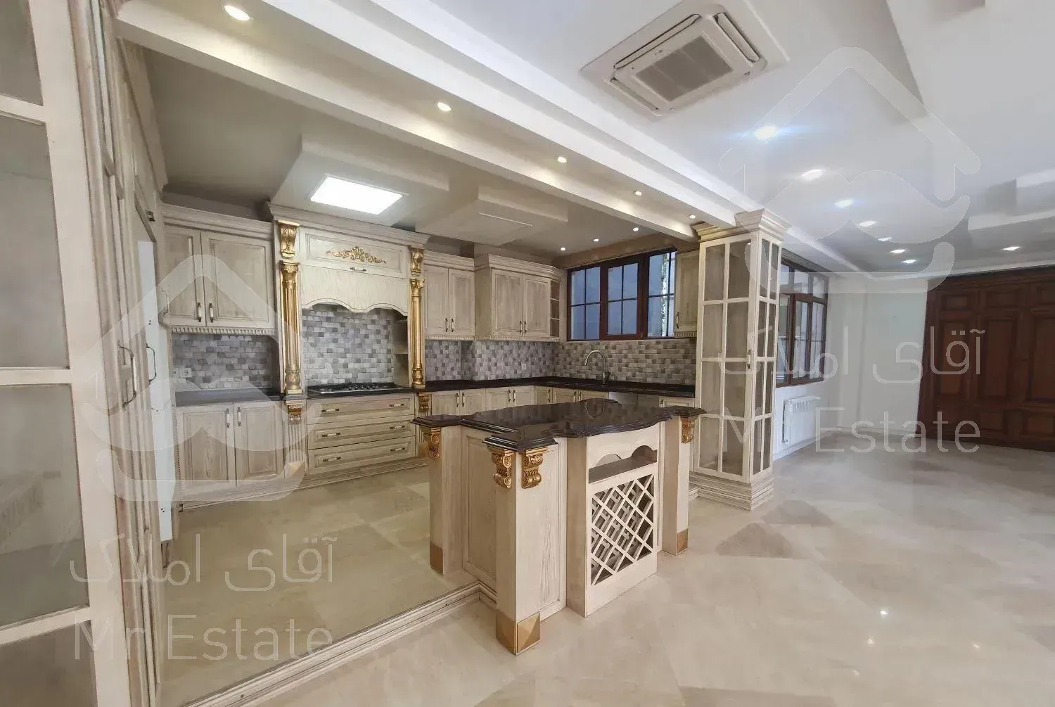 فرشته باغ‌فردوس ۲۰۲ متر تکواحد ۳پارکینگ