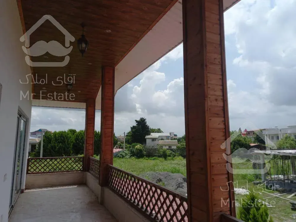 فروش ویلا ۲۵۰ متری