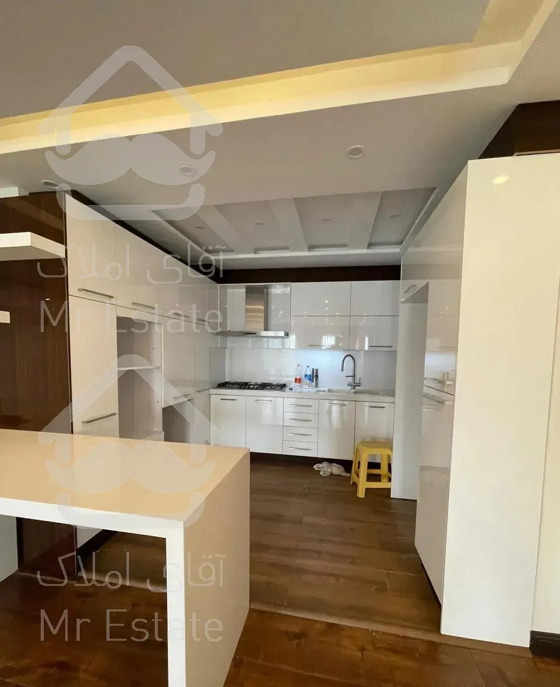 آپارتمان ۱۰۵ متری سکونت ۱۰ ساله  خوش نقشه