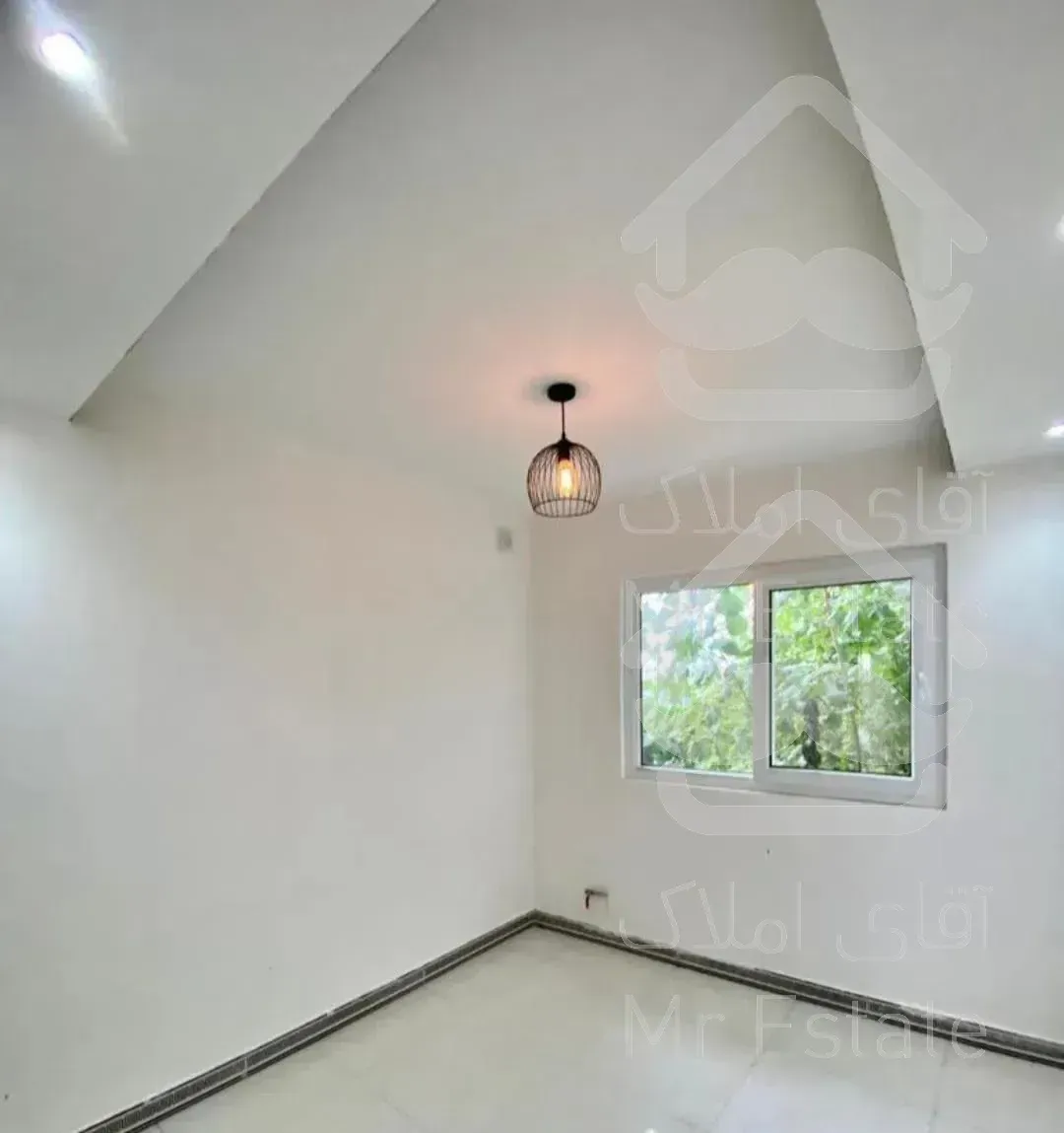 ویلایی همکف نوساز جاده جنگلی۲۲۰زمین/۱۰۰بنا/سندار