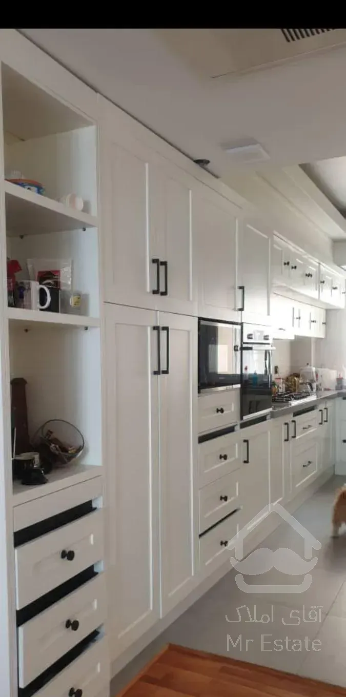 فروش آپارتمان ۲۶۰ متری ۳ خوابه در نیاوران