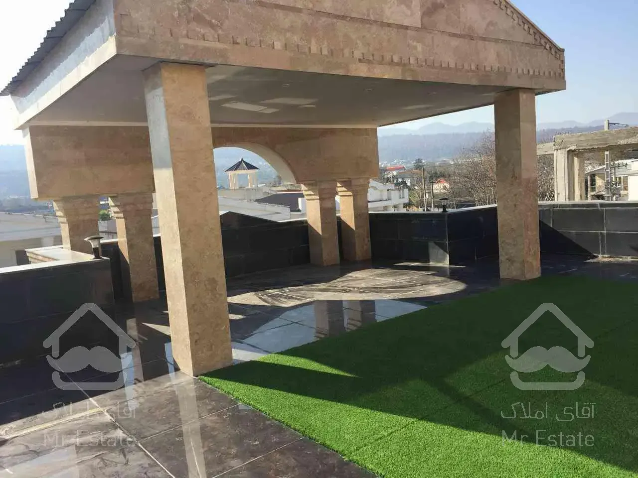 فروش ویلا ۳۳۰متری