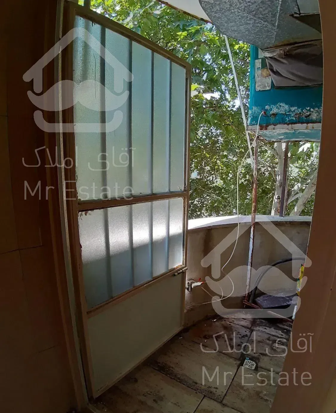 آپارتمان ۸۵ متری دو خواب دو نبش