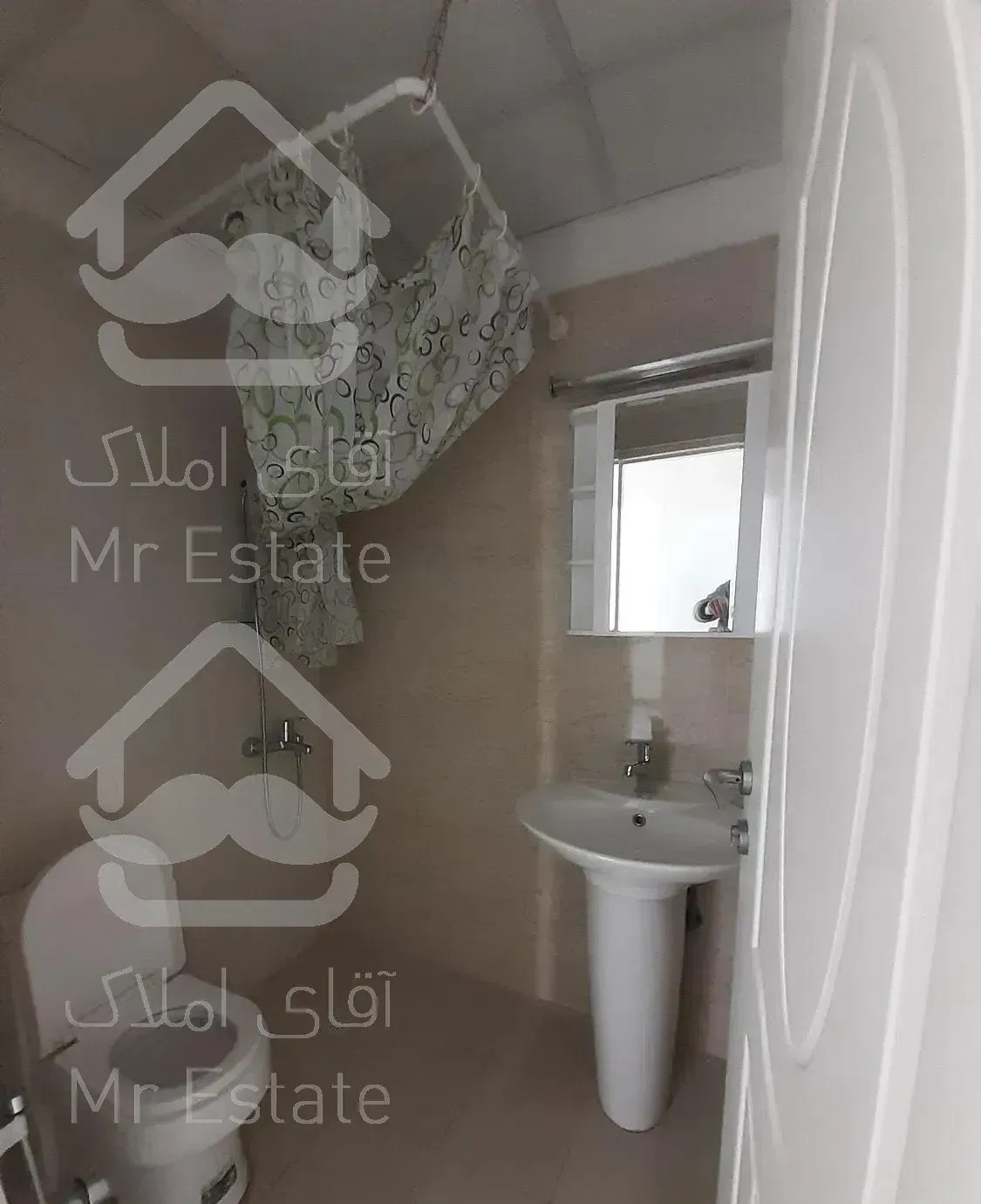 ۸۵ متر  ۲ خواب  ازگل / برج  باغ