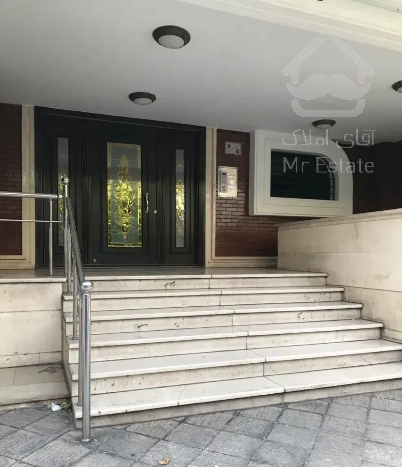 ۱۷۰ متر ۳ خ با مشاعات آبی ( کامرانیه جنوبی )