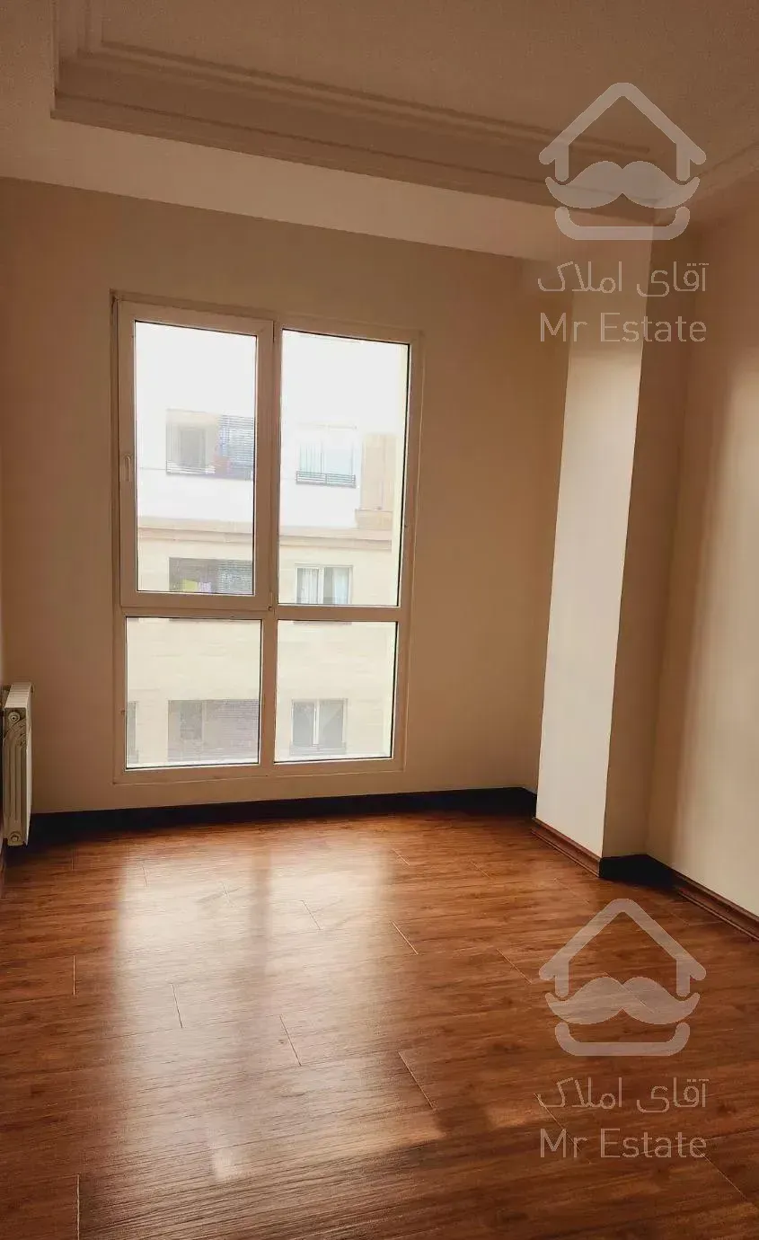 ۹۵ متر / دوخواب/ سالن پرده خور قدی/ فول مشاعات