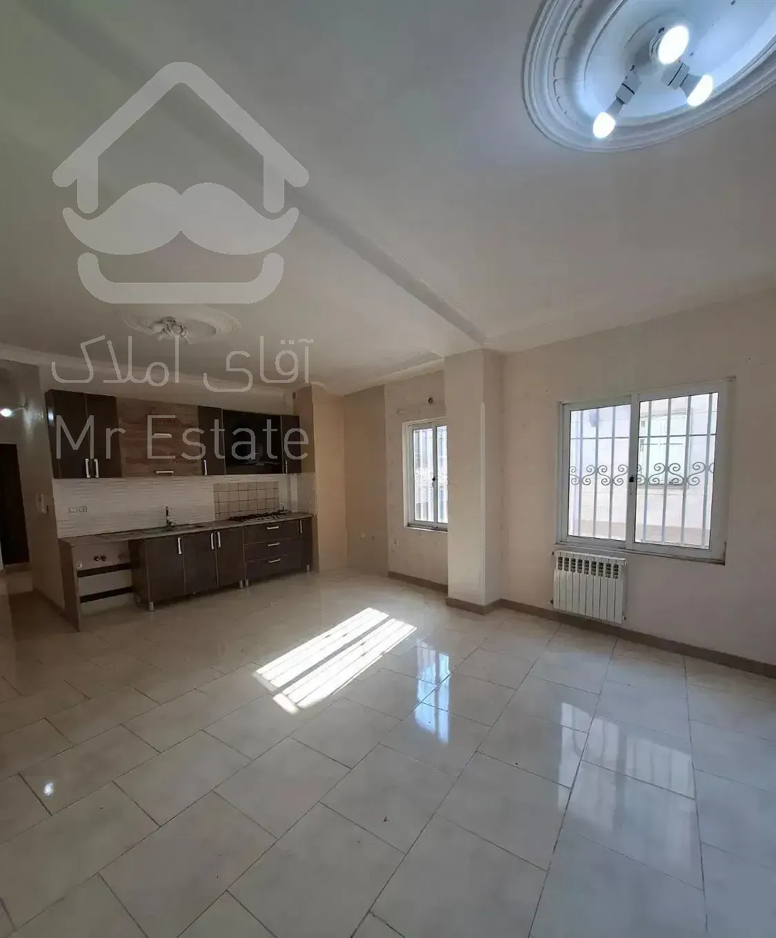 ۷۵ متری در شقایق