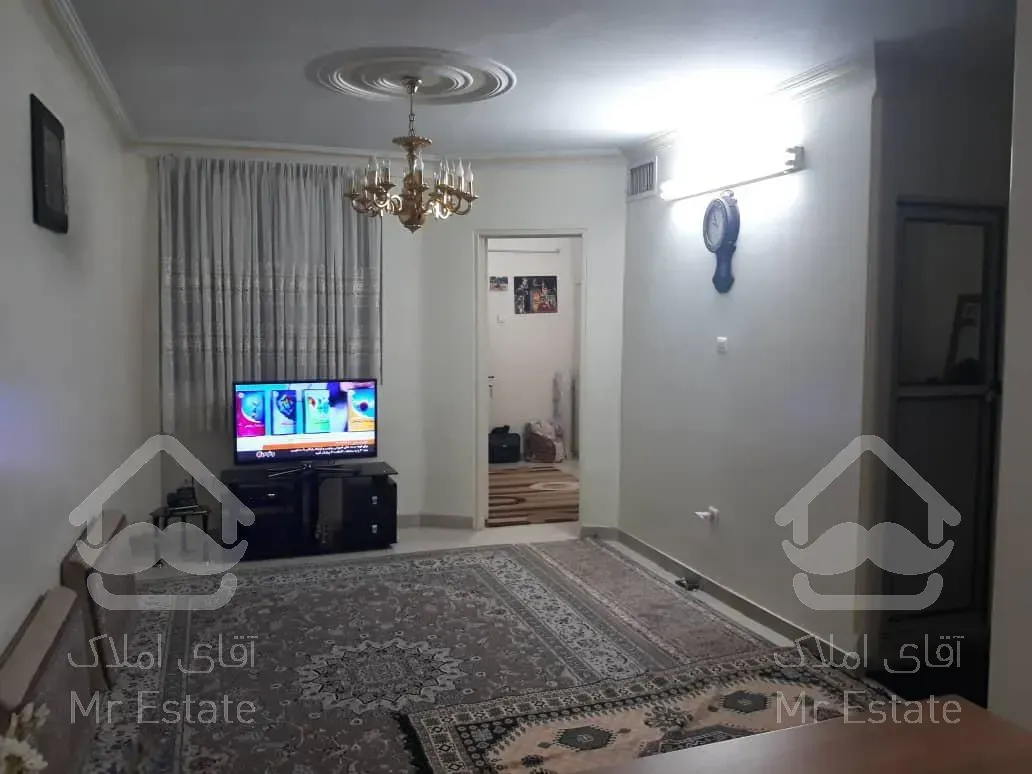 آپارتمان ۴۷ متری تک خواب امکانات عالی سال ساخت ۱۳۸۷