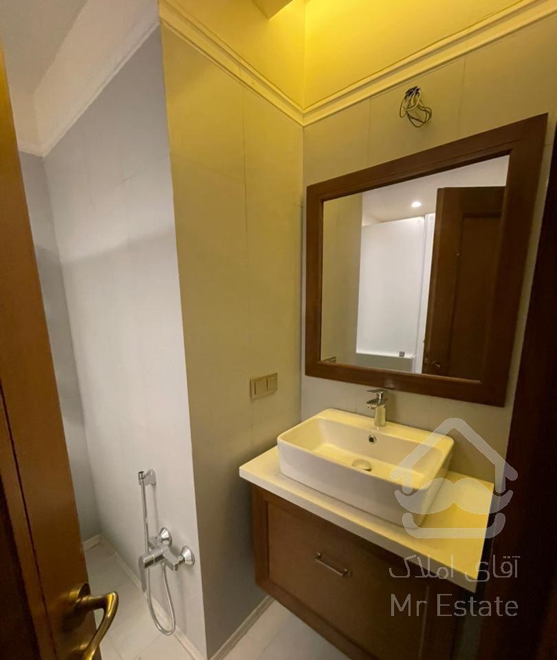 ۲۰۰ متر کلید نخورده فرمانیه اندرزگو