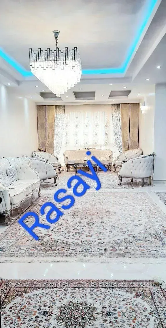 آپارتمان۱۲۰متر۲خواب۸،۳۰۰نقد۲،۵۰۰رهن و وام