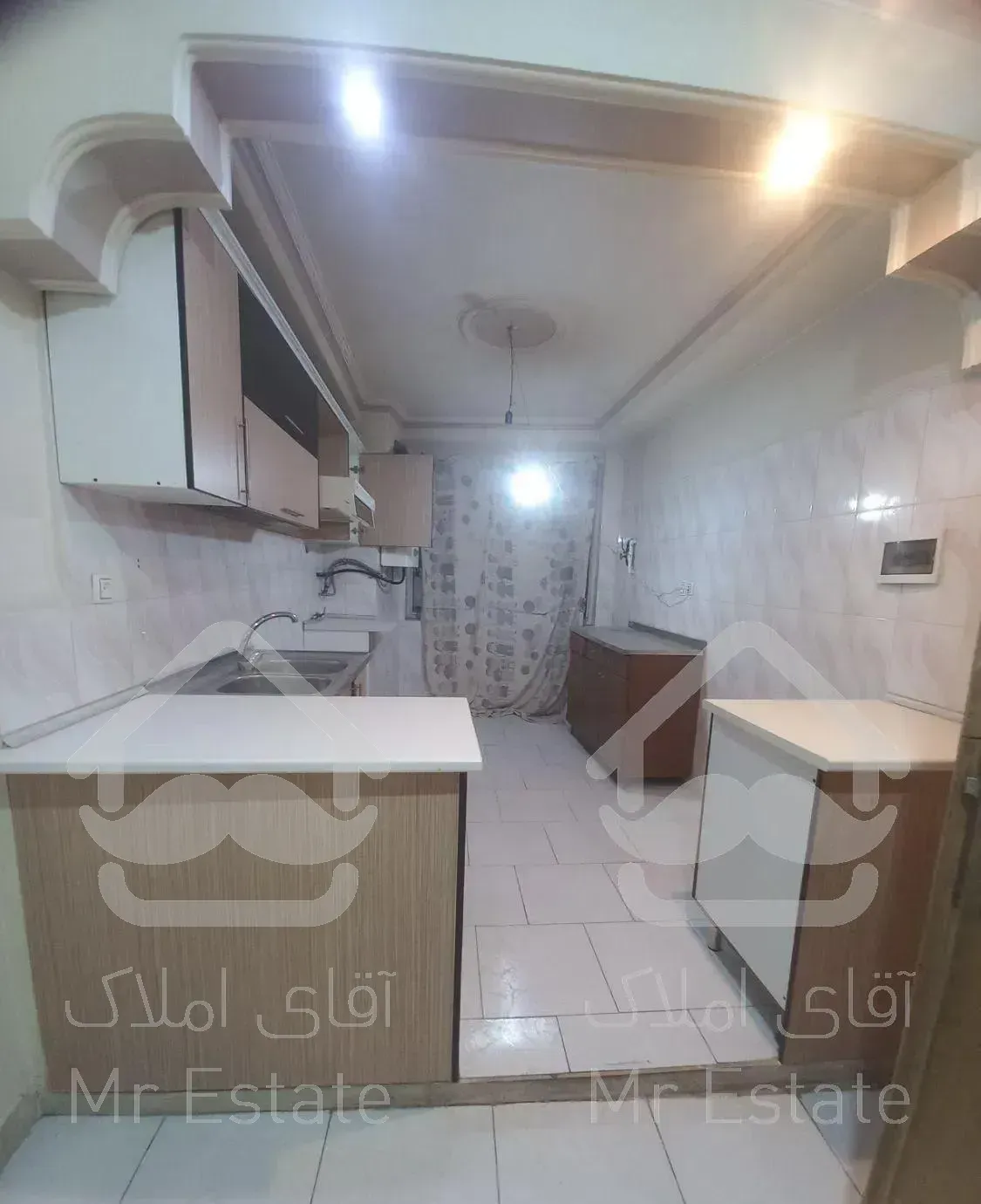 83 متر / مناسب زوجین و خانواده