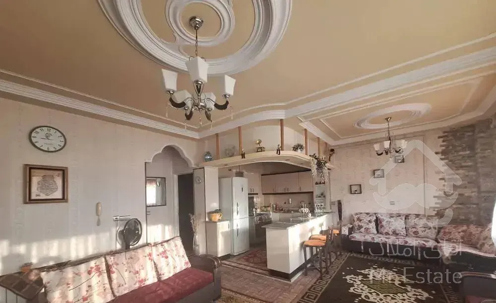 اپارتمان سند دار خ معلم