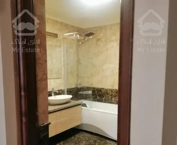 محمودیه /130متر ۲ خواب مستر/۲پارکینگ