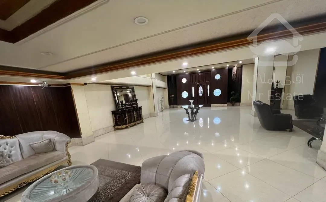 کامرانیه شمالی۲۵۰متر فول مشاعات ۲پارکینگ