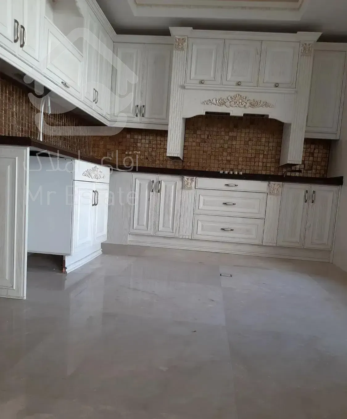 ۱۵۵متر/۲پارکینگ/ کلید نخورده/بلوار دریا