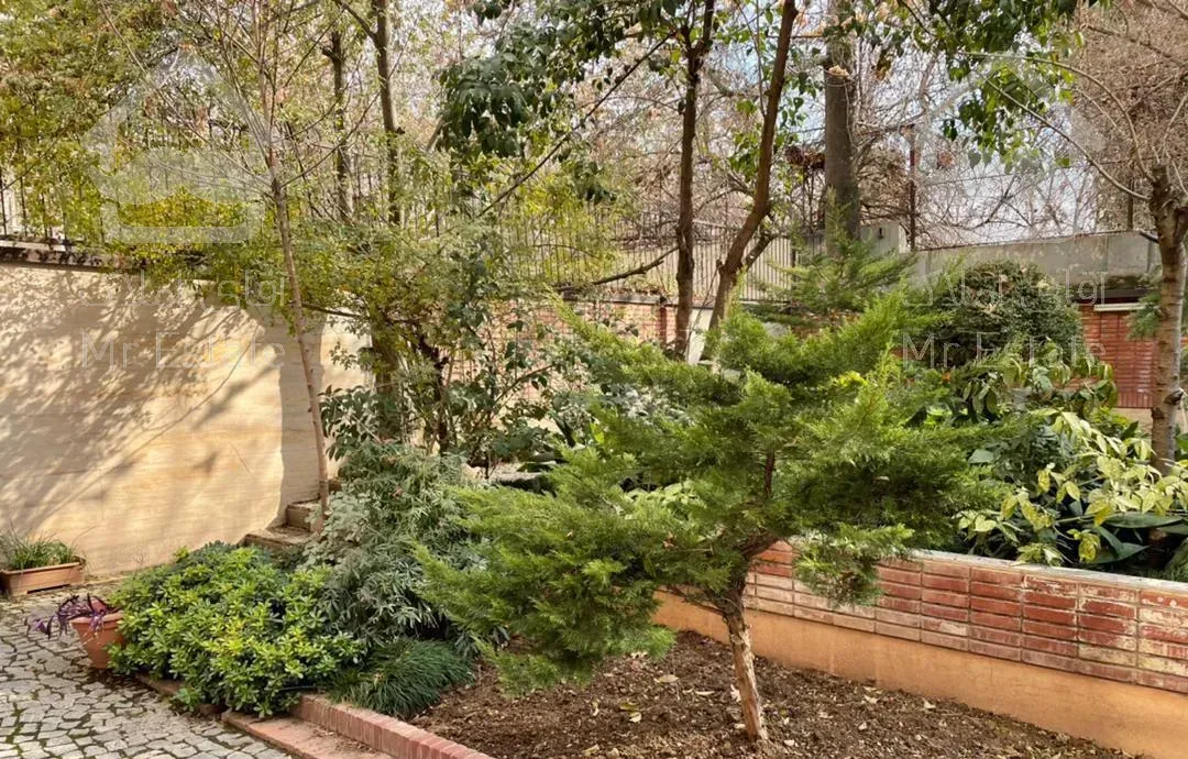 ،باغ فردوس ، ١٠٥ متر ،دوخوابه ،