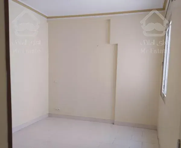 ۸۱متر/۲خواب/پونک/سالن پرده خور