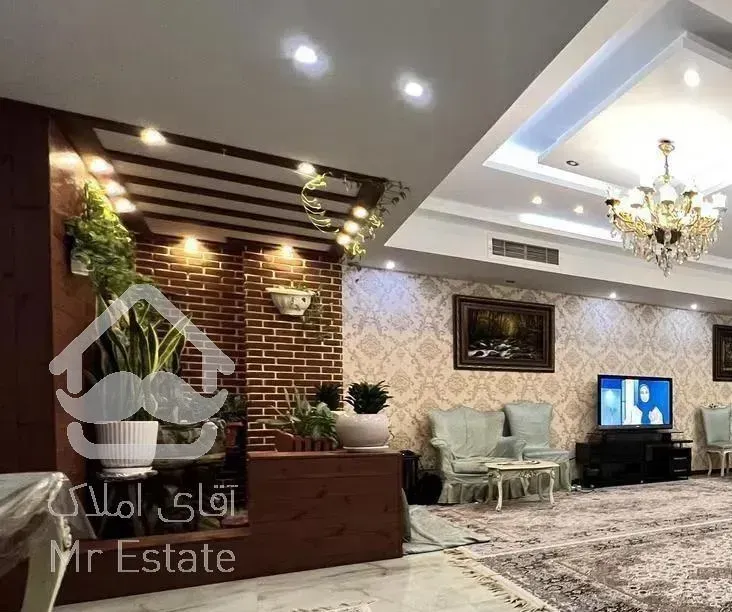 ۱۷۴متری/تک واحدی/میدان ۱۰۰ نارمک