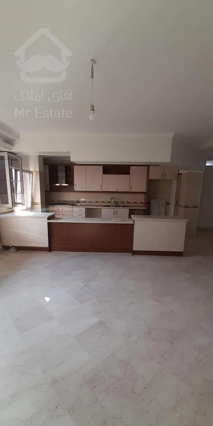 آپارتمان ۱۳۰متر ۳خواب/اوین سوری