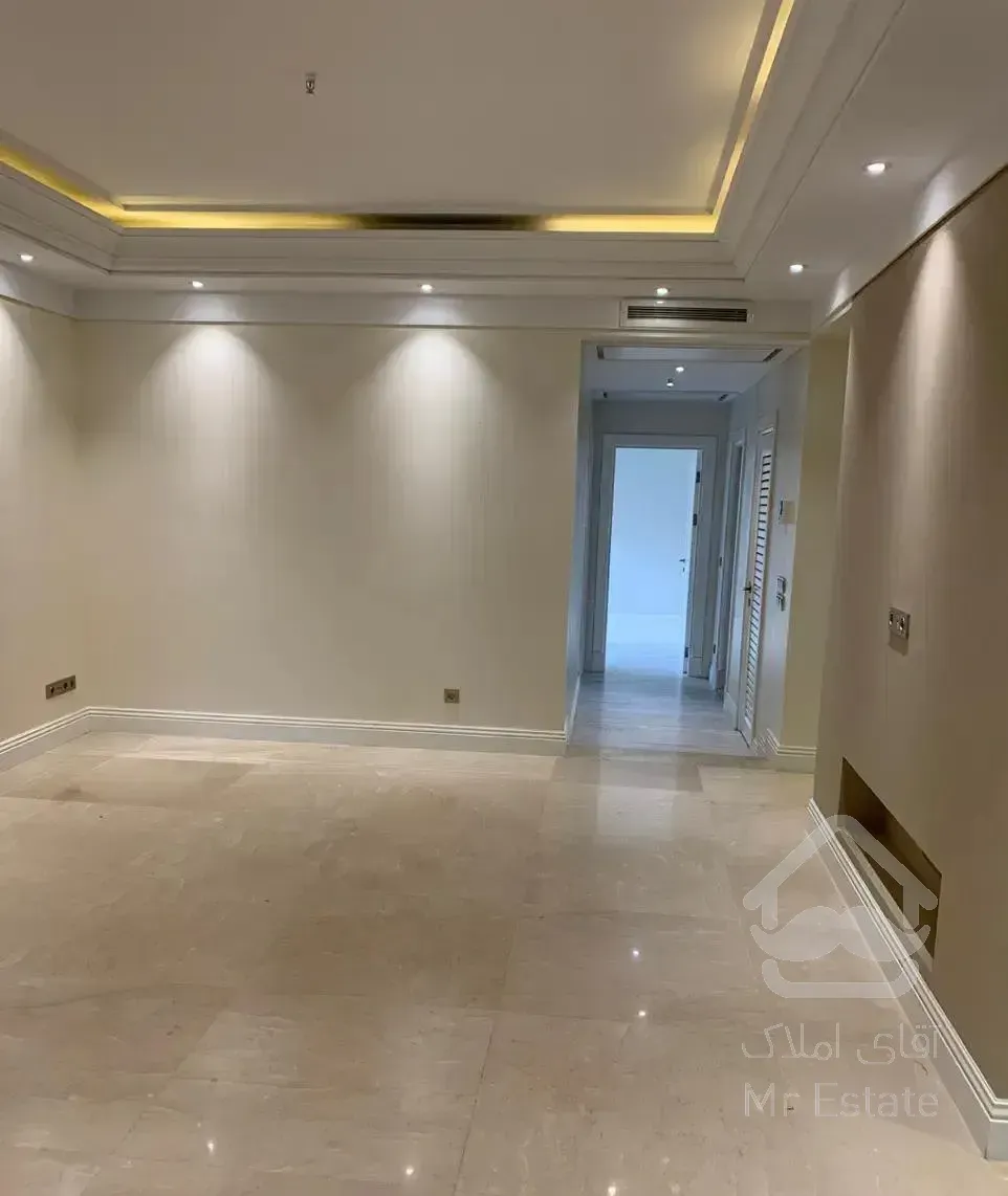 ۲۷۵ متر ۴ خوابه شیک