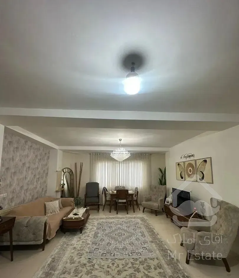 فروش آپارتمان ۸۳متری خ جمهوری/طبقه اول/شیک و تمیز