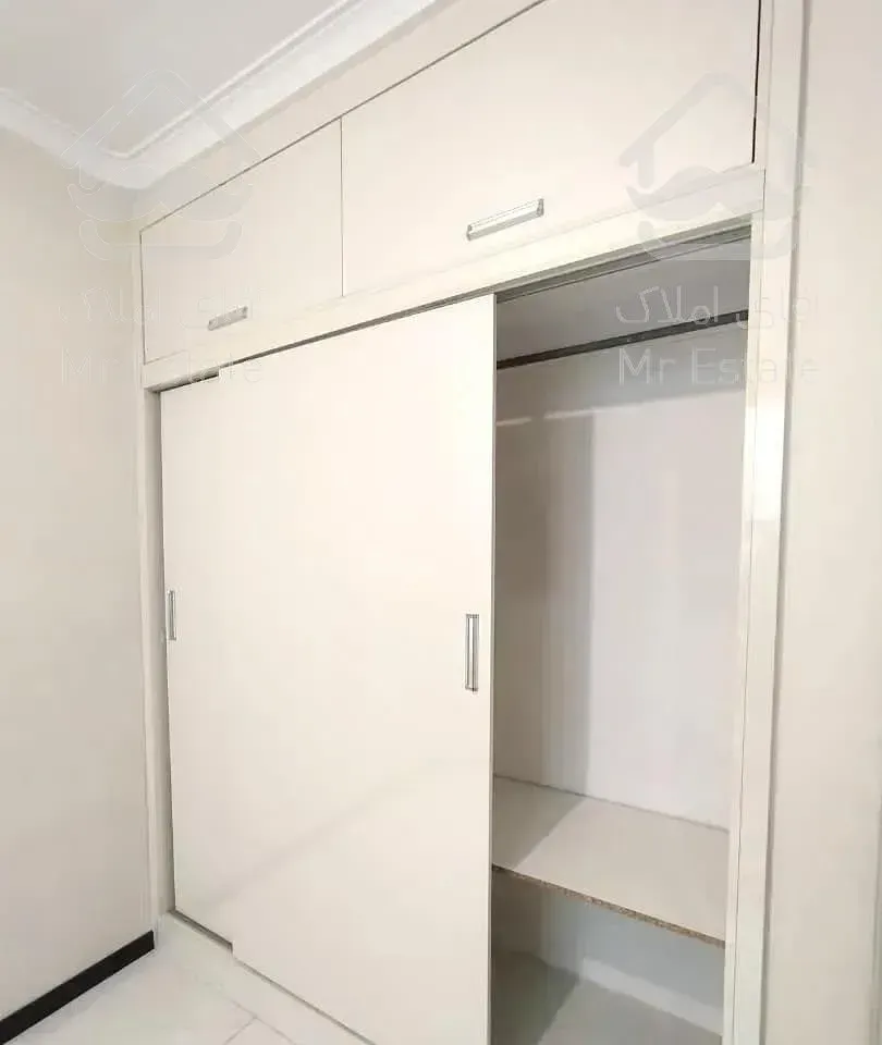 105 متر / سالن پرده خور/ خوش نقشه