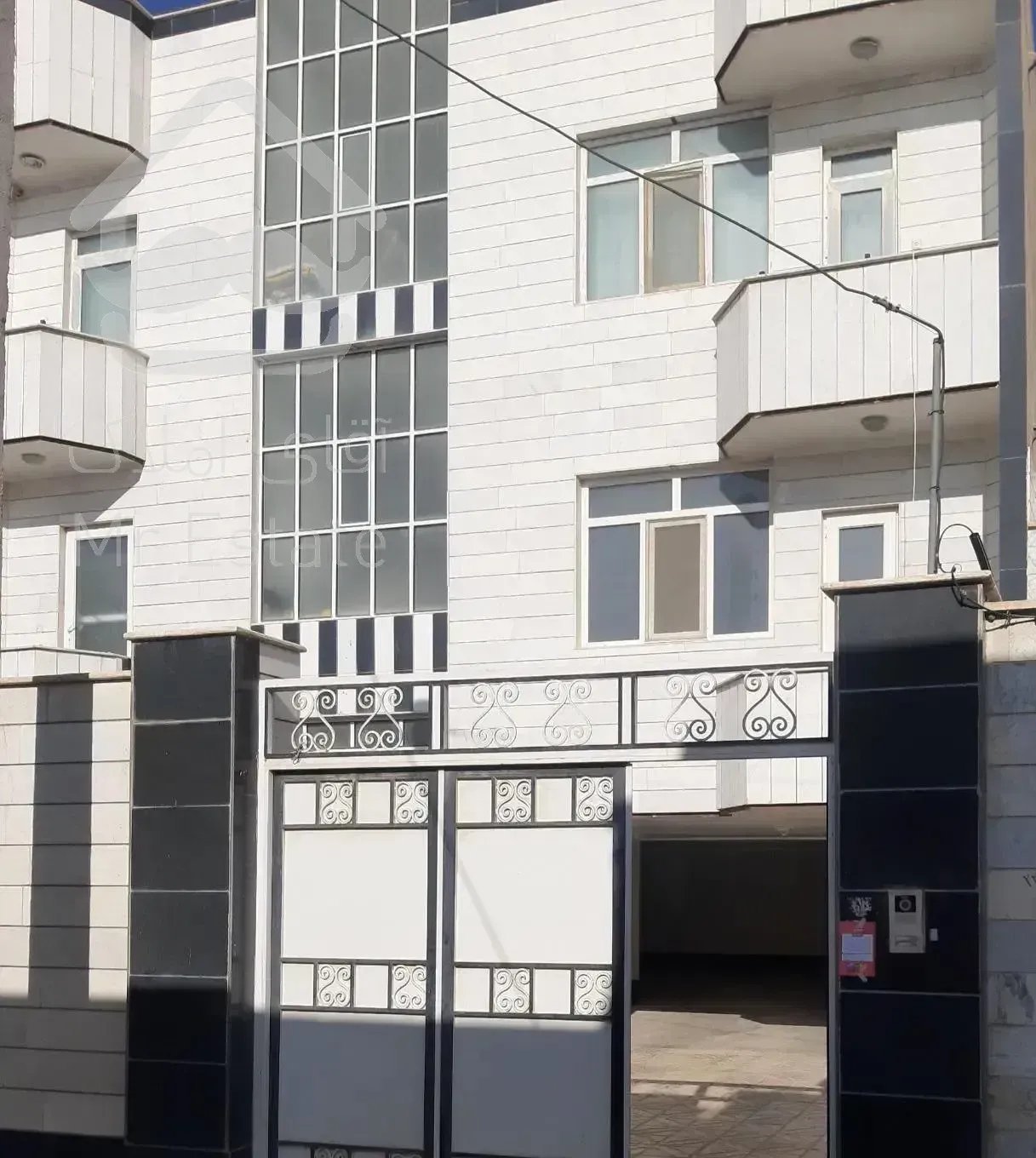 آپارتمان ویلایی، دو طبقه، دو واحد، بوستان، خ نظامی