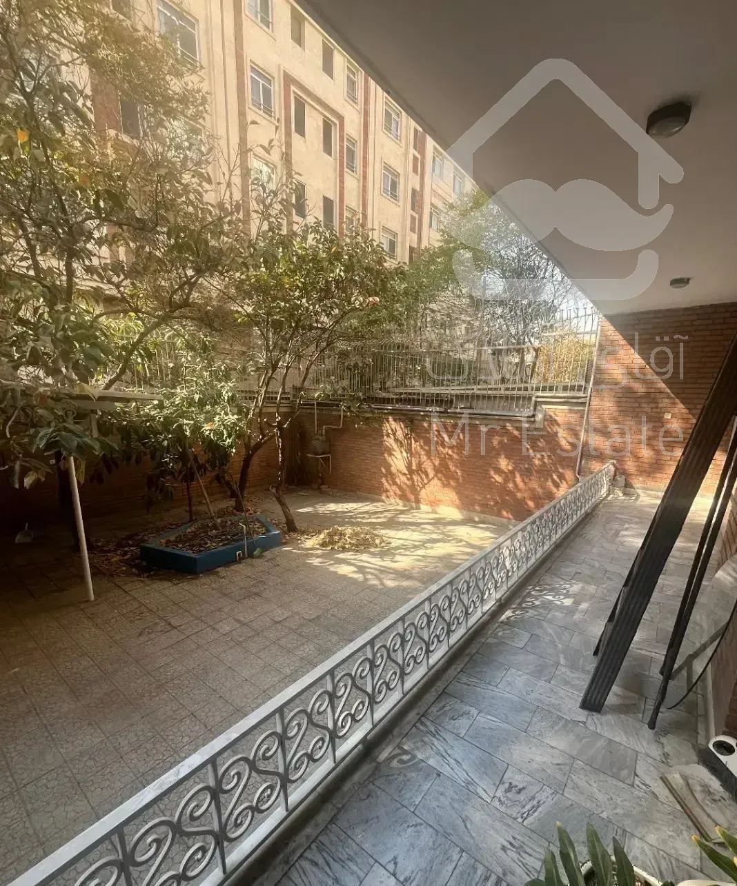 140 متر پاسداران