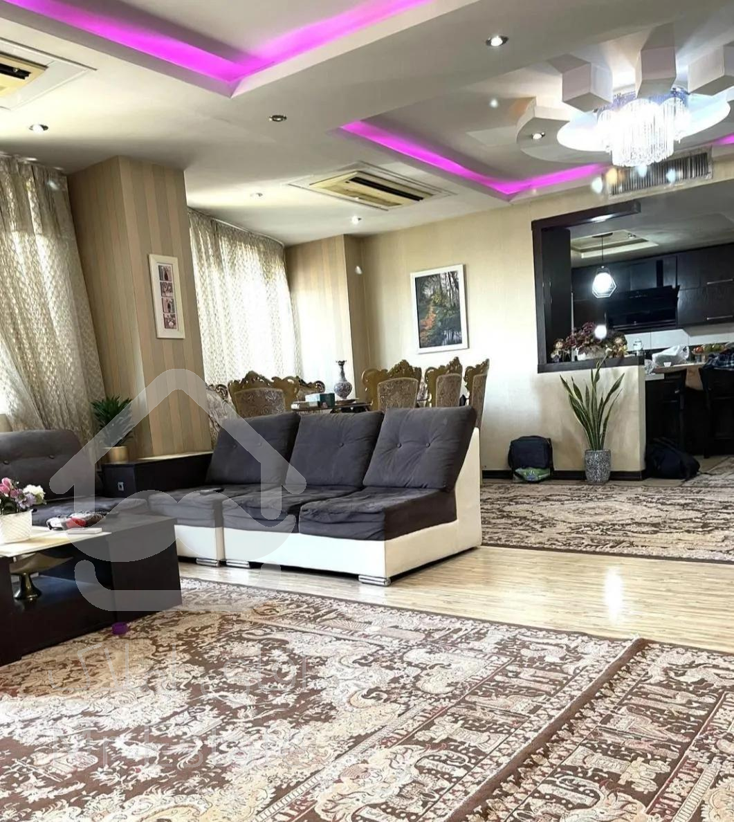 ۱۴۷متر، سه خواب ، سالن پرده خور