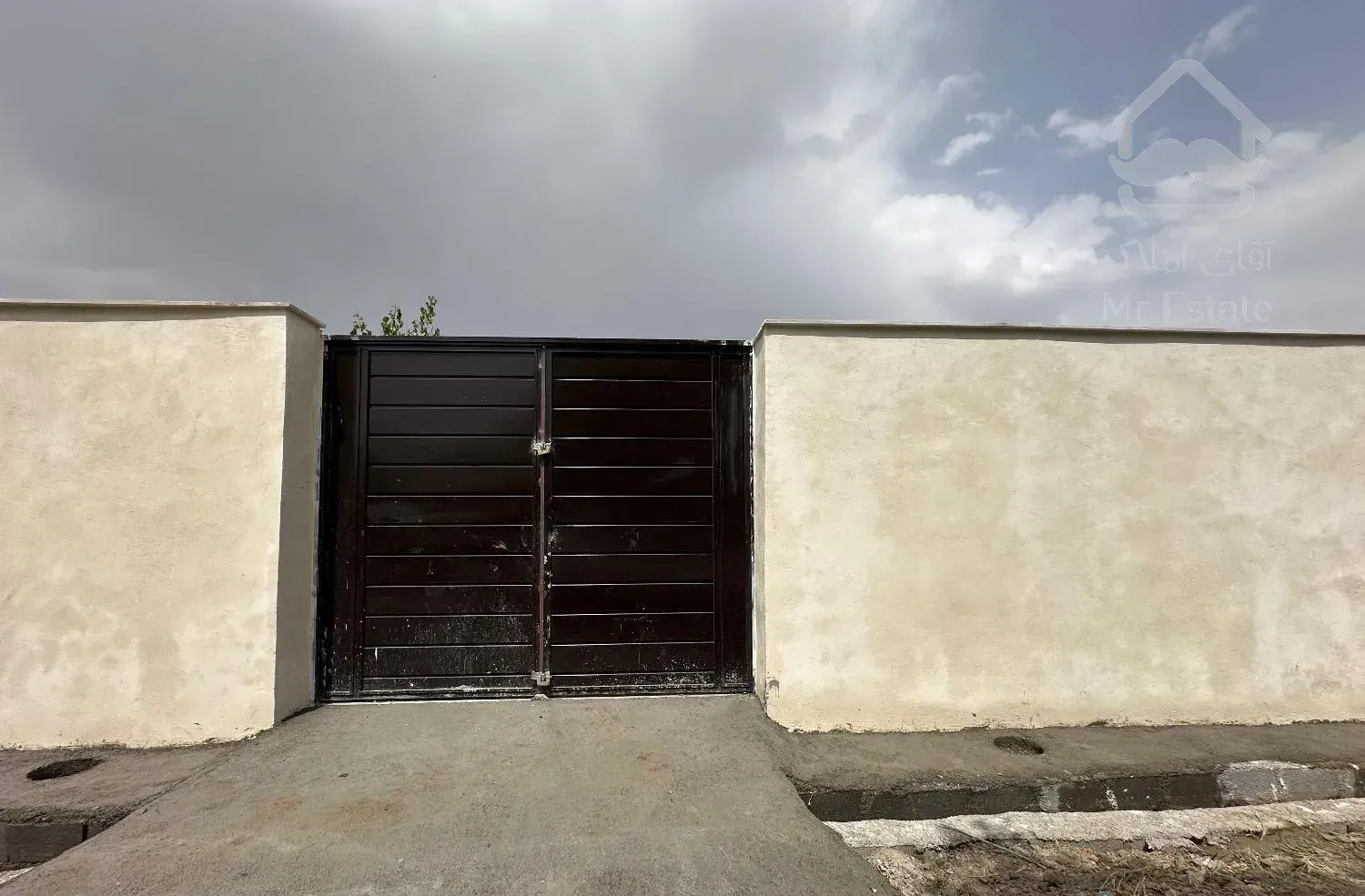 باغچه باغ شهریار چهاردیواری