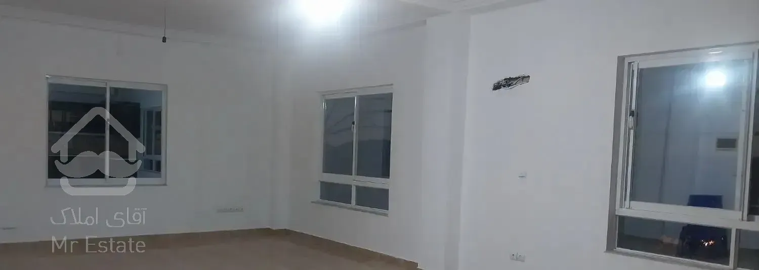 واحد ۱۳۰متری ۳خوابه در ساداتشهر