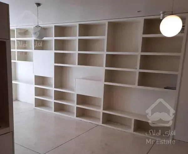 زعفرانیه، سوئیت موقعیت اداری، 42 متر