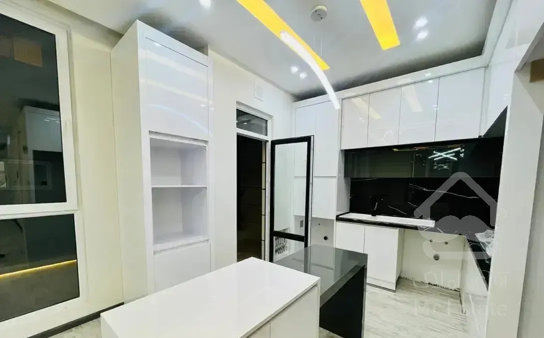 ۱۴۰ متری صفر دونبش / مدرن / ابتدای حافظ