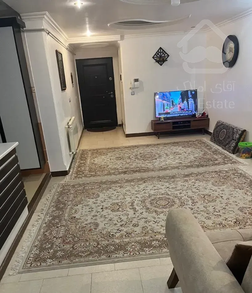 اجاره آپارتمان ۹۰ متری ۲ خوابه طبقه ۱