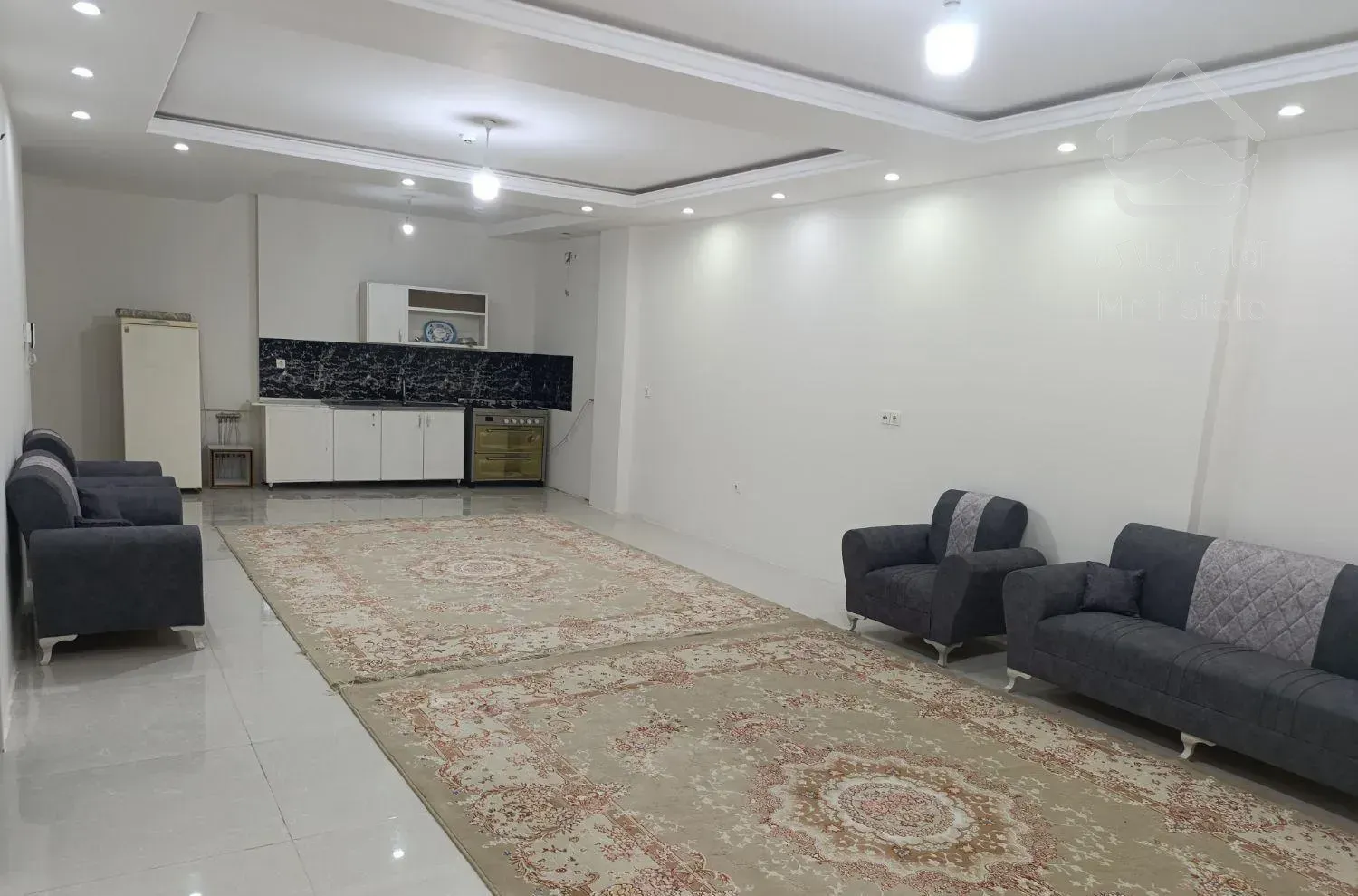 اجاره آپارتمان ۱۲۰ متری ۲ خوابه در بازارچه سراب