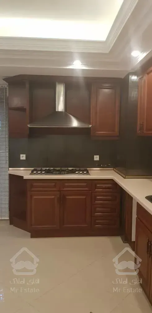 رهن و اجاره 224 متر فرمانیه غربی