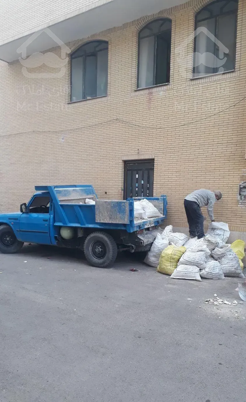 حمل نخاله و مصالح ساختمانی و ماسه نیسان کمپرسی