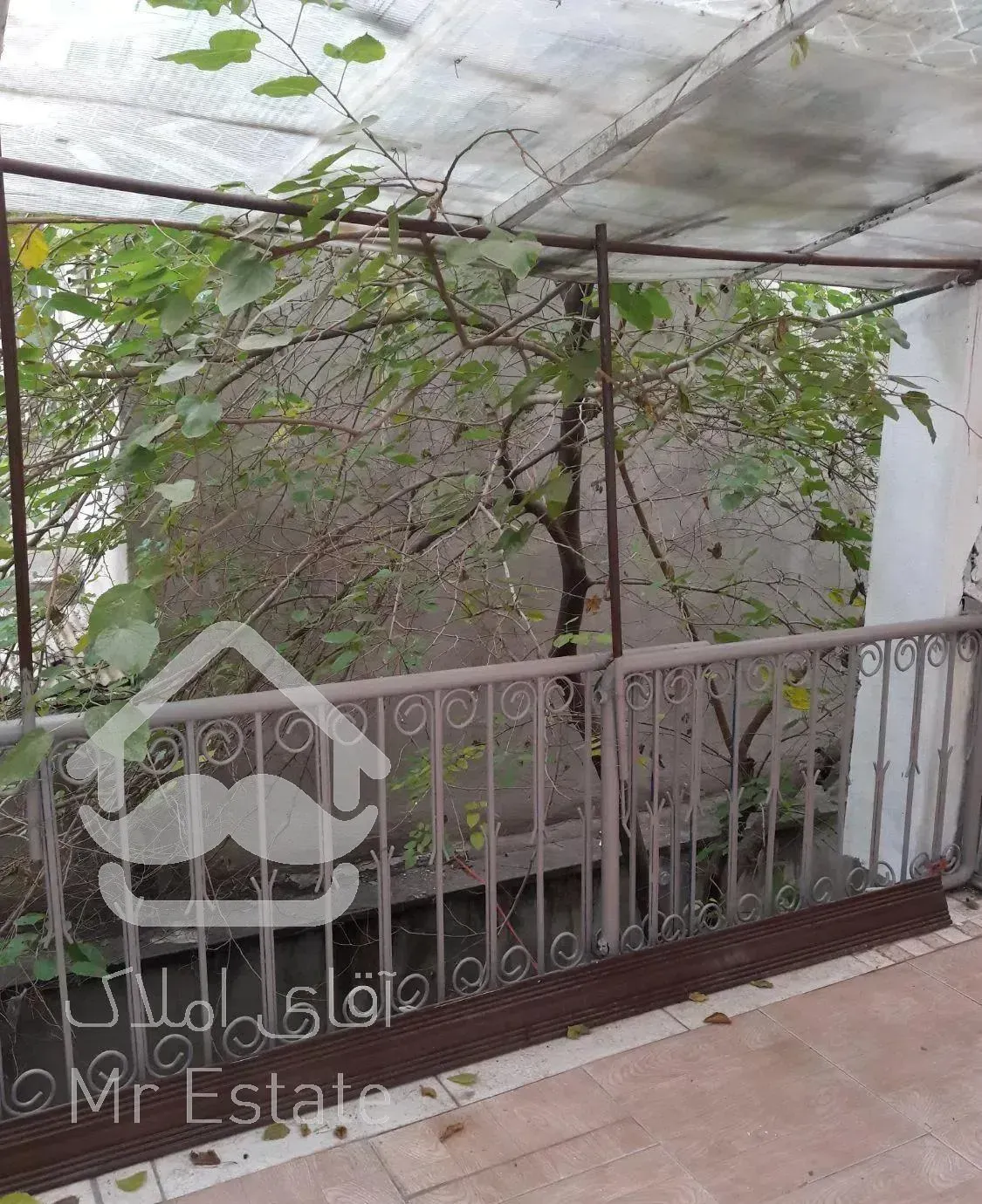 82 متر دو خوابه