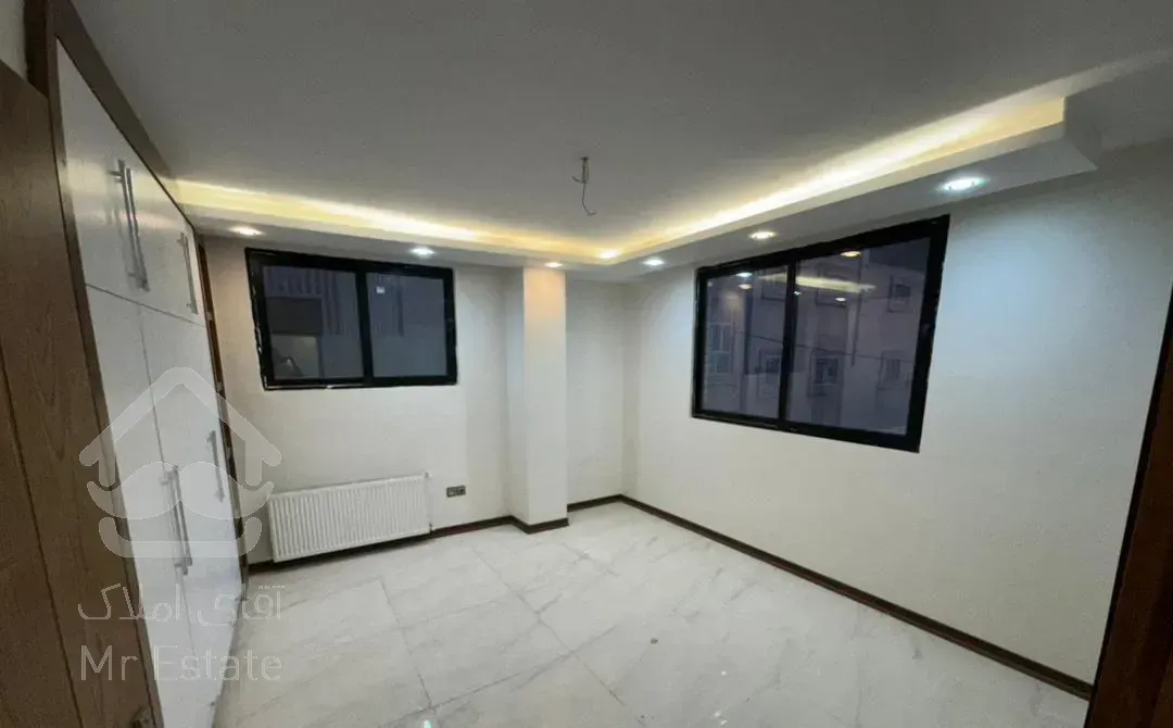 ۱۳۱م۳خوابه/تکواحد/۳برنور/پلاک دو مادی نیاصرم مشتاق