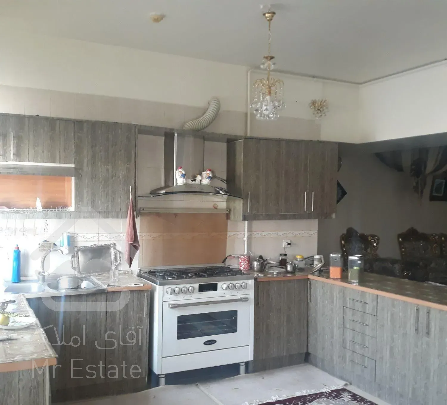 اپارتمان سه خوابه فول حشمتیه شریعتی معلم پارس