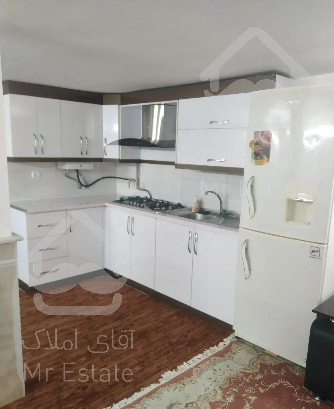 سوییت وخانه دربست با پارکینگ مرکز شهر (بازار)