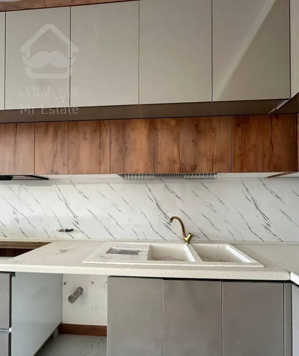 ۱۱۵ متری برج صیادشیرازی