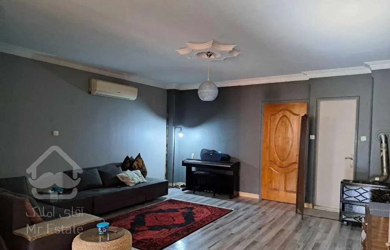 تک واحدی 55 متری خیابان اجاره دار مالک هستم