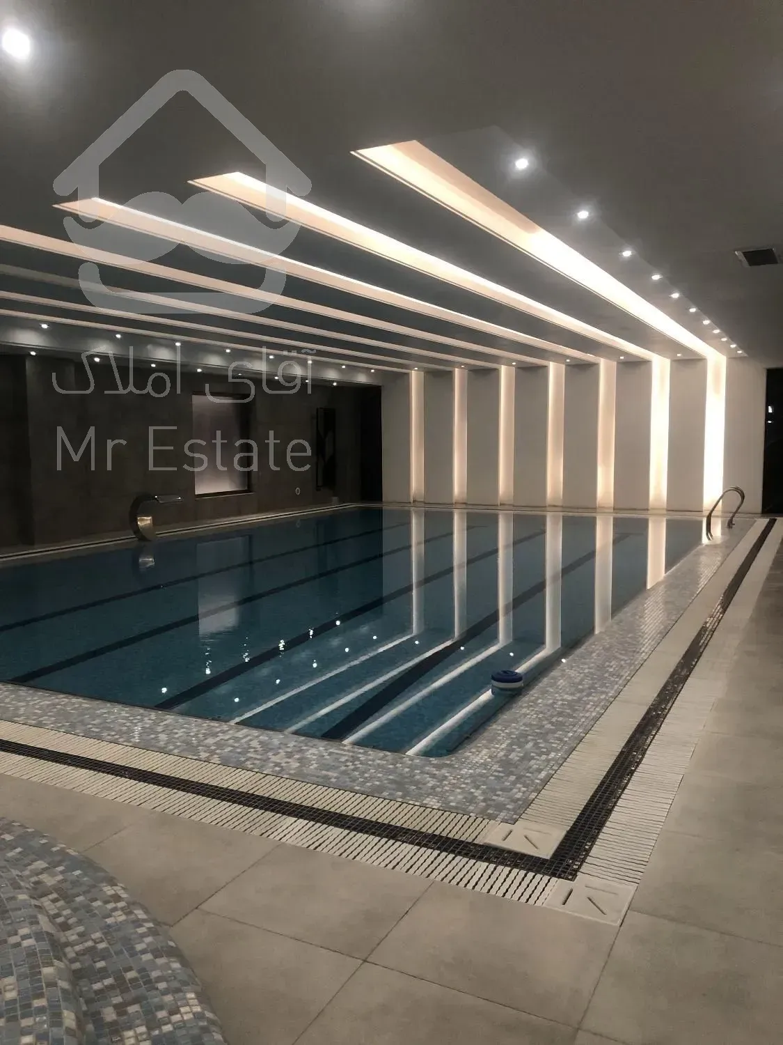 پیش فروش واحد 230 متر لاکچری پروژه لاله در بلوار ارتش