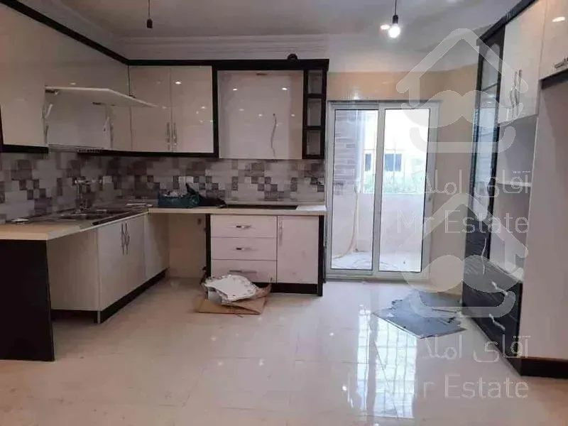 آپارتمان اکازیون135 متر-3خواب -3طبقه- ولی آباد